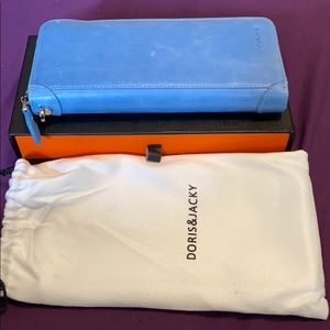 Light blue light blue leather zipper wallet